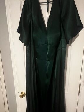 David's Bridal Emerald Green Satin V-Neck Maxi Dress